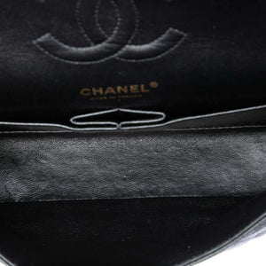 Chanel Classic Double Flap Bag Quilted Caviar Medium - view 4