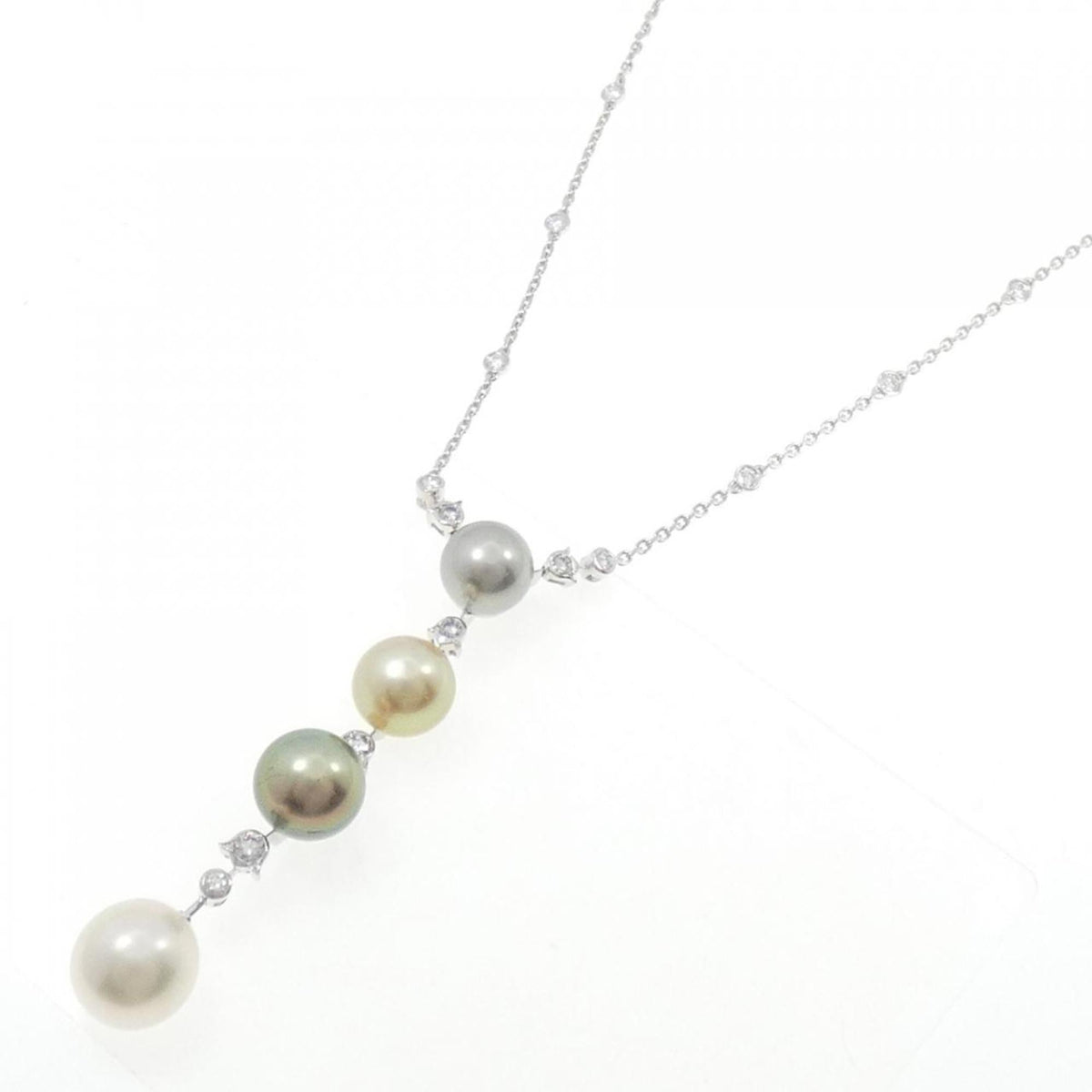 Cartier Pendant Necklace 18K White Gold With Diamond and Pearl – view 2