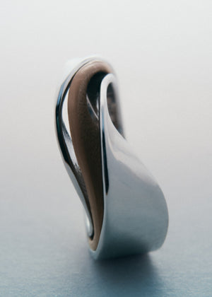 Polène Ormé Ring - Silver in rhodium with Taupe Leather - view 3
