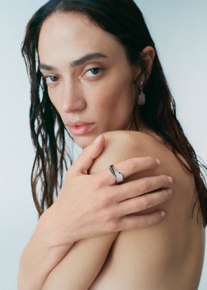 Polène Ormé Ring - Silver in rhodium with Taupe Leather - view 4