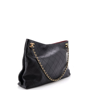 Chanel Metiers d'Art CC Shopping Bag Quilted Lambskin Large - view 2