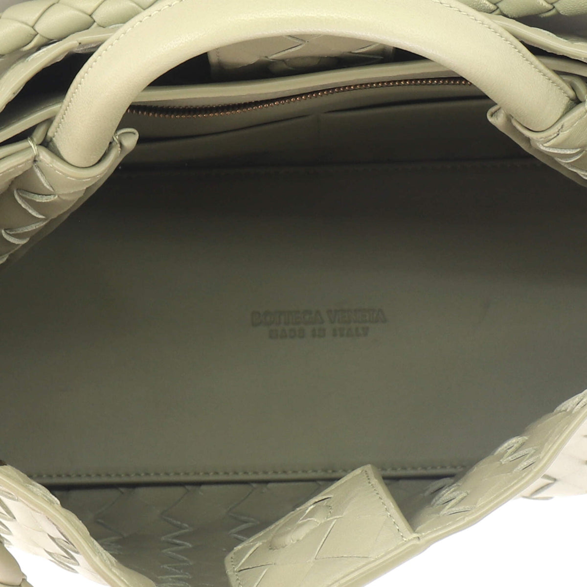 Andiamo Top Handle Bag Intrecciato Nappa Medium