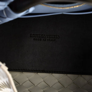 Bottega Veneta Andiamo Top Handle Bag Intrecciato Nappa Medium - view 5