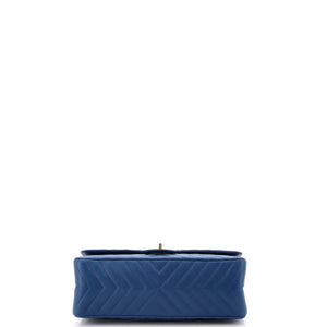 Chanel Reissue 2.55 Flap Bag Chevron Sheepskin 226 - view 5