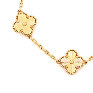 Van Cleef & Arpels Vintage Alhambra 5 Motifs Bracelet Guilloche 18K Yellow Gold - view 3