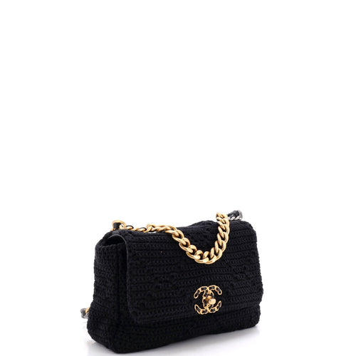 19 Flap Bag Crochet Medium