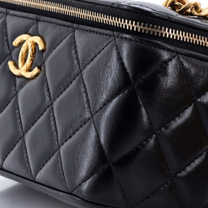 Chanel All Slide Long Vanity Case with Chain Quilted Lambskin Small - view 6