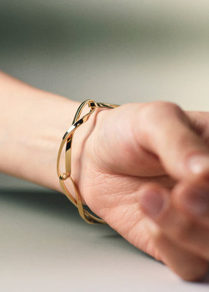 Polène Éole Chain Bracelet - Gold in 24-carat gold gilding - view 5
