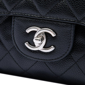 Chanel Classic Double Flap Bag Quilted Caviar Jumbo - view 5