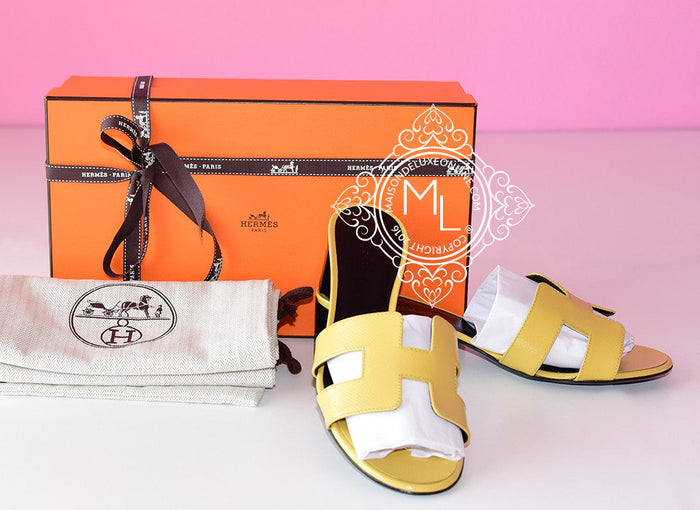 Hermes Hermes Womens Jaune Poussi Oasis Patent Sandal Slipper 36.5 Shoes