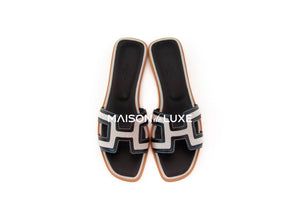 Hermes Hermes Women's Canvas Prunoir / Noir Oran Sandal 38.5 - view 4