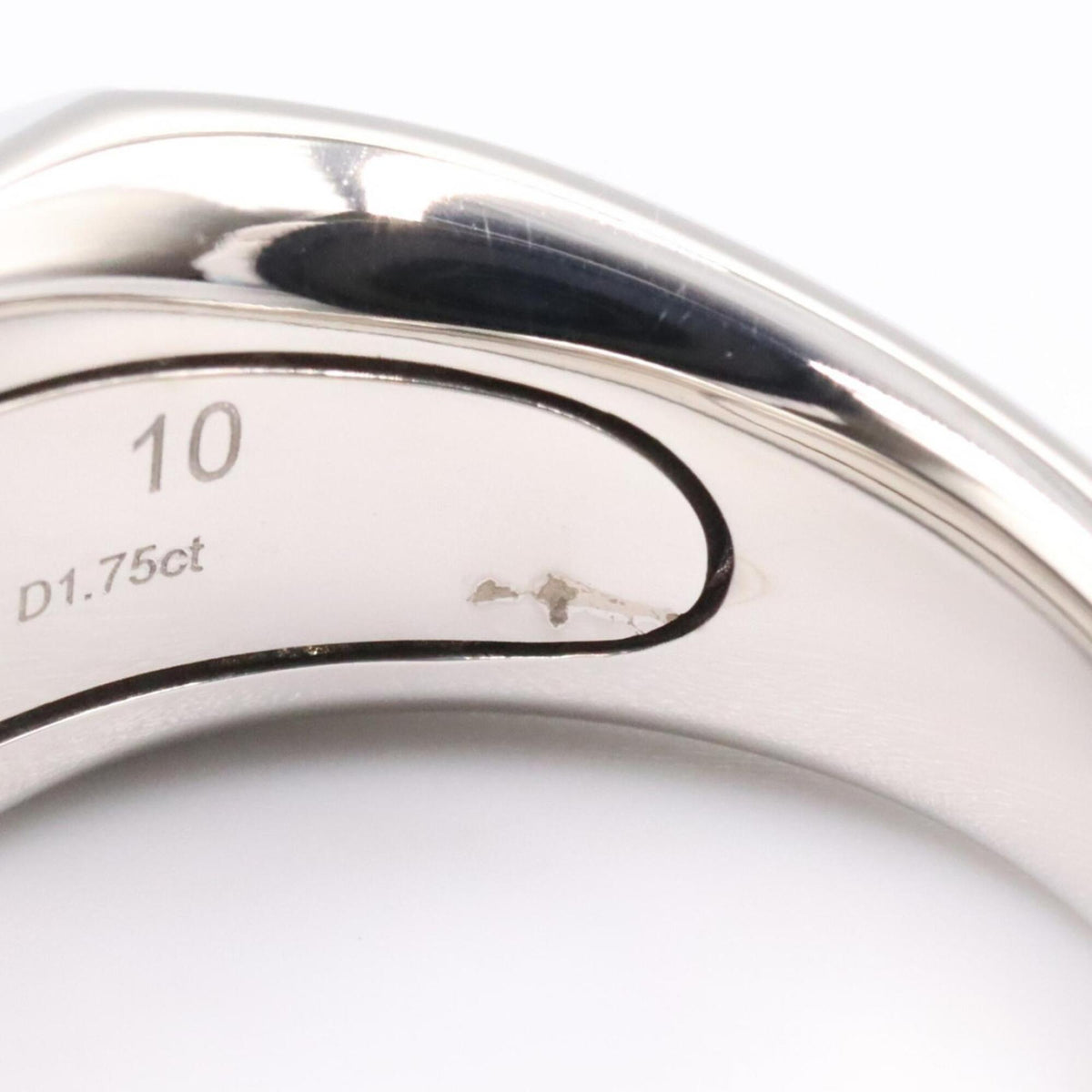 Signet Ring 18K White Gold