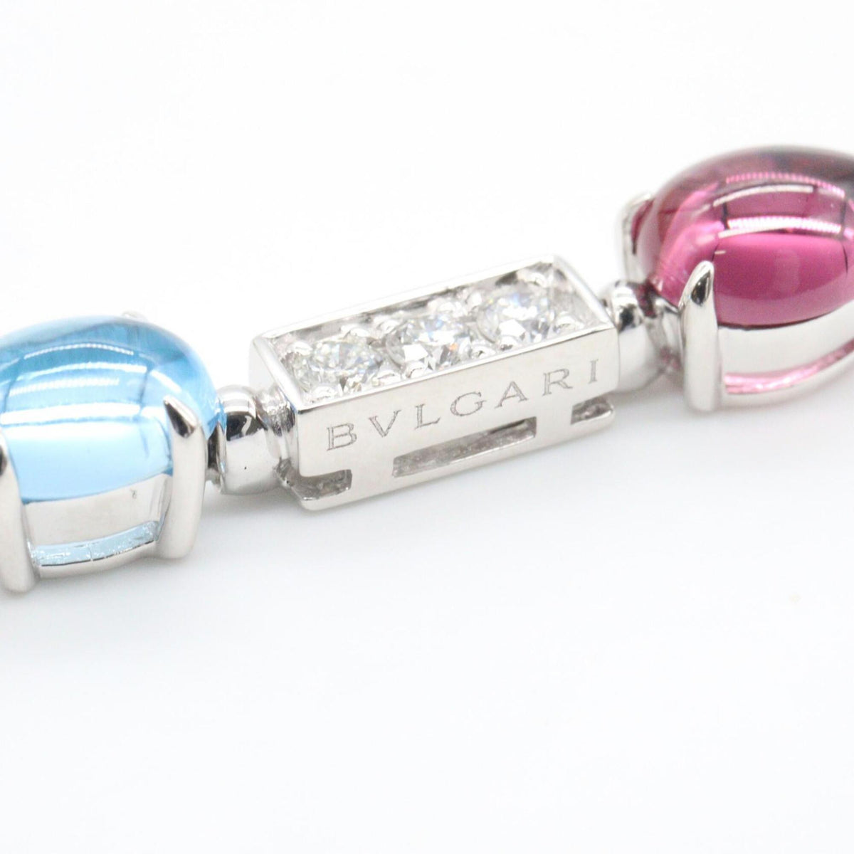 Pendant Necklace 18K White Gold