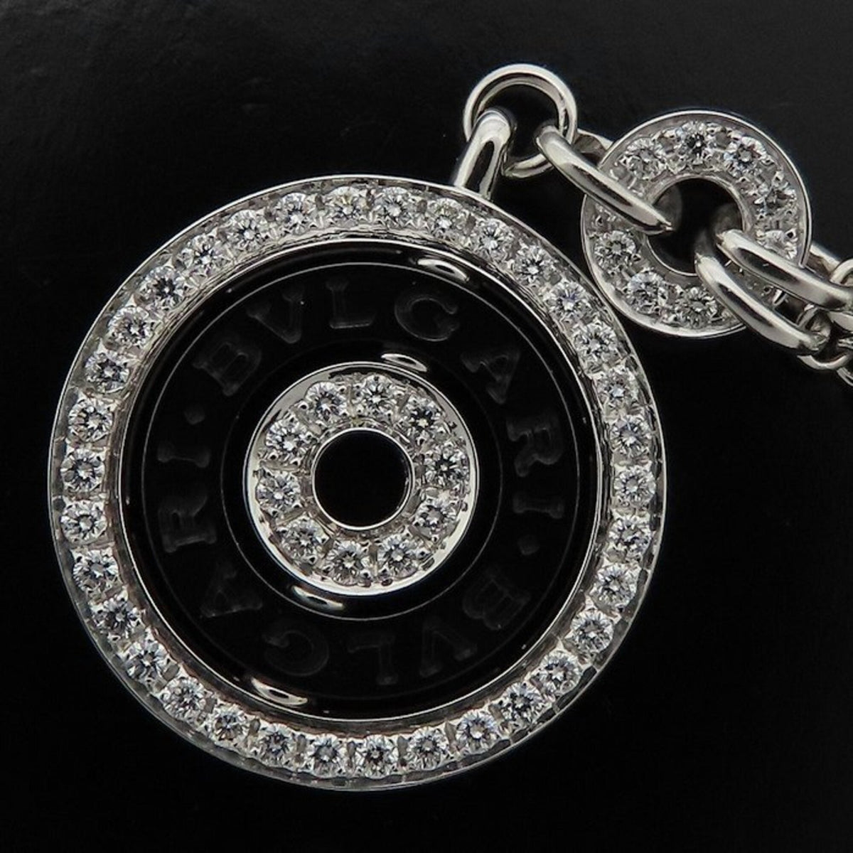 Pendant Necklace Ceramic and 18K White Gold with Diamond
