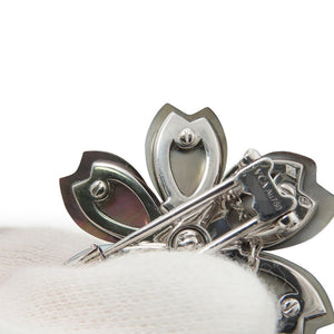 Van Cleef & Arpels Pendant Necklace 18K White Gold Small with Grey Mother of Pearl and Diamond - view 7