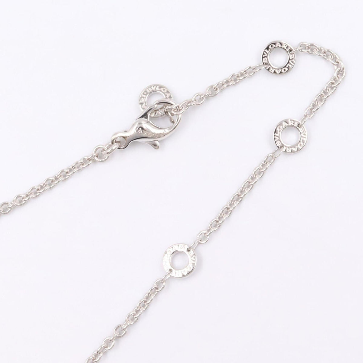 Pendant Necklace 18K White Gold