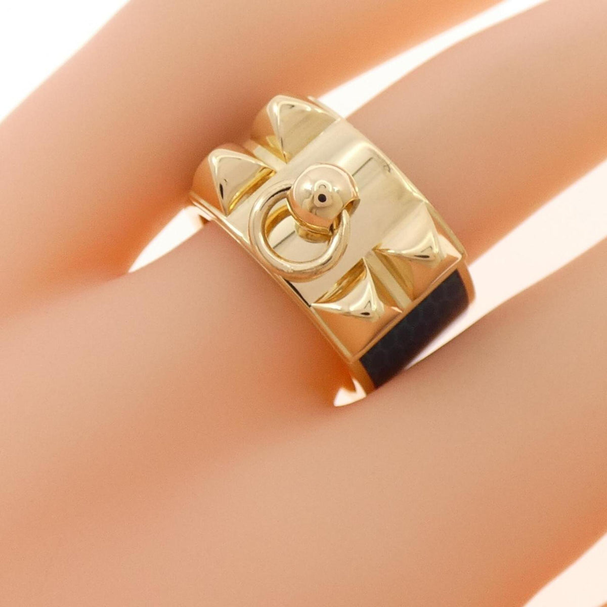 Collier de Chien Ring 18K Yellow Gold