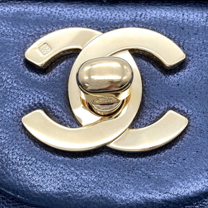 Chanel Vintage Classic Double Flap Bag Quilted Lambskin Medium - view 7