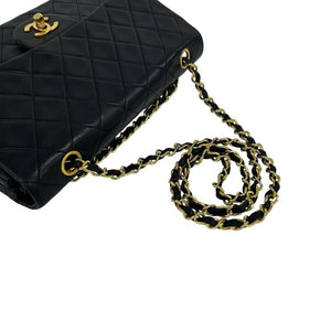 Chanel Vintage Classic Double Flap Bag Quilted Lambskin Medium - view 4