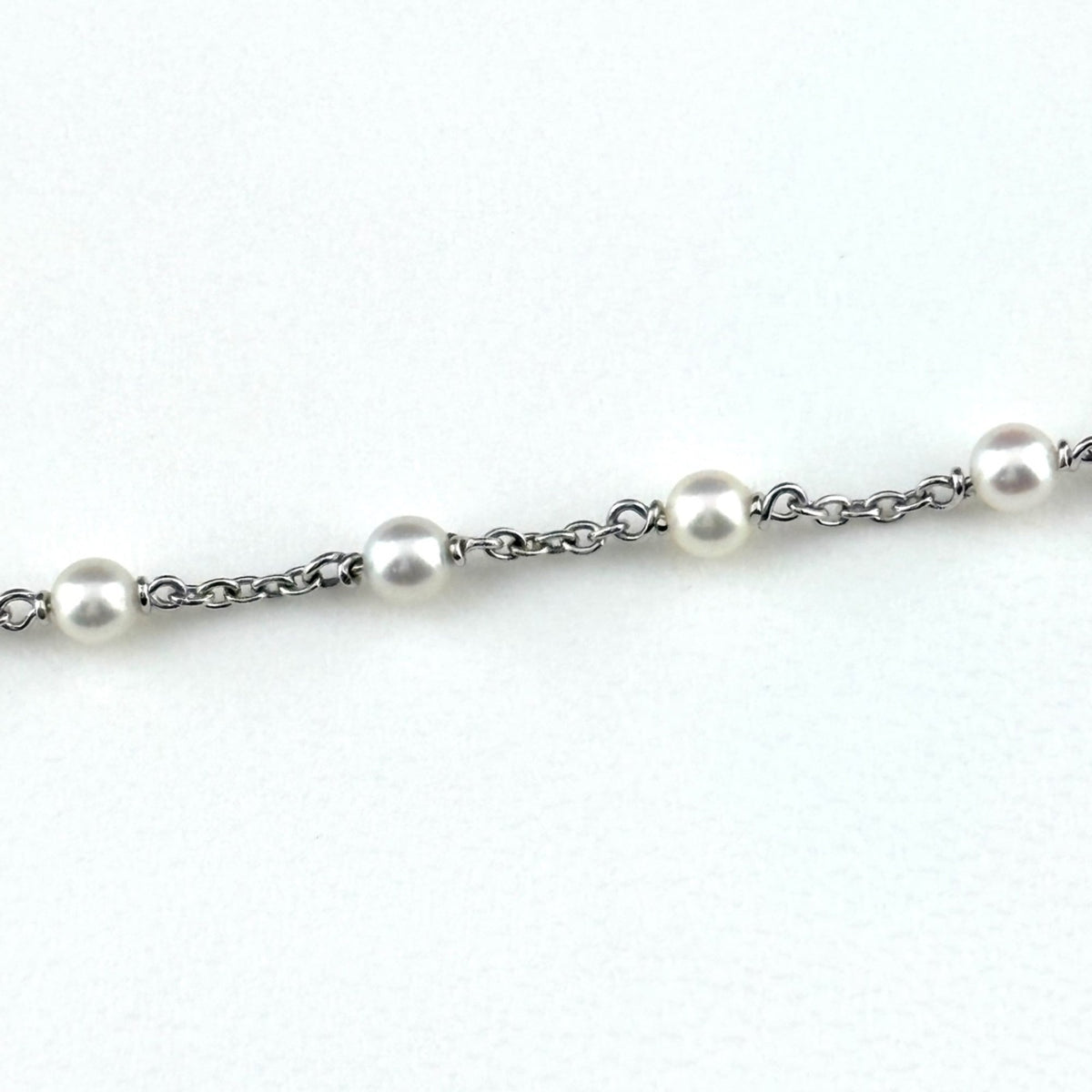 Pendant Necklace Platinum with Pearl