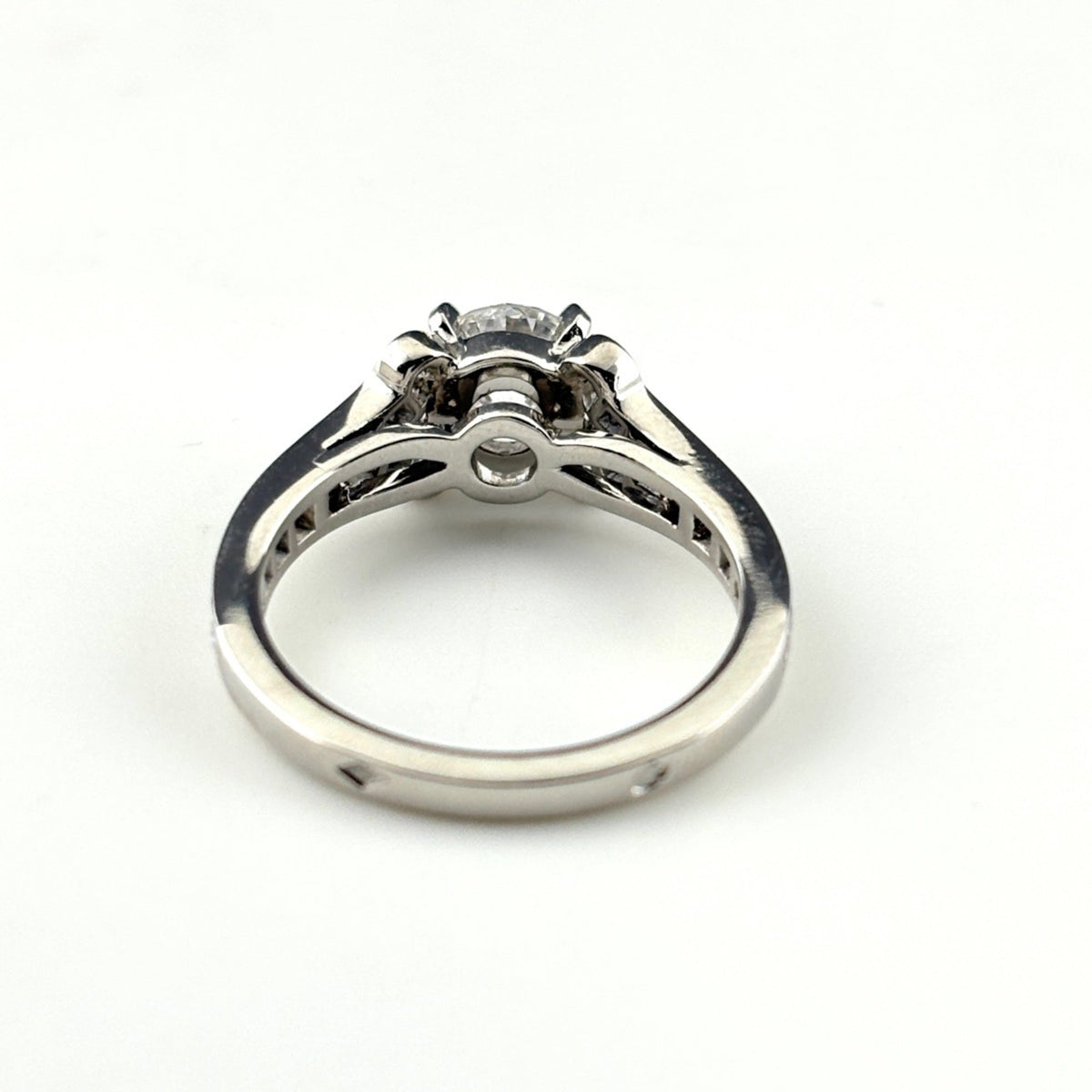 Cartier Ring Platinum With Diamond – view 5