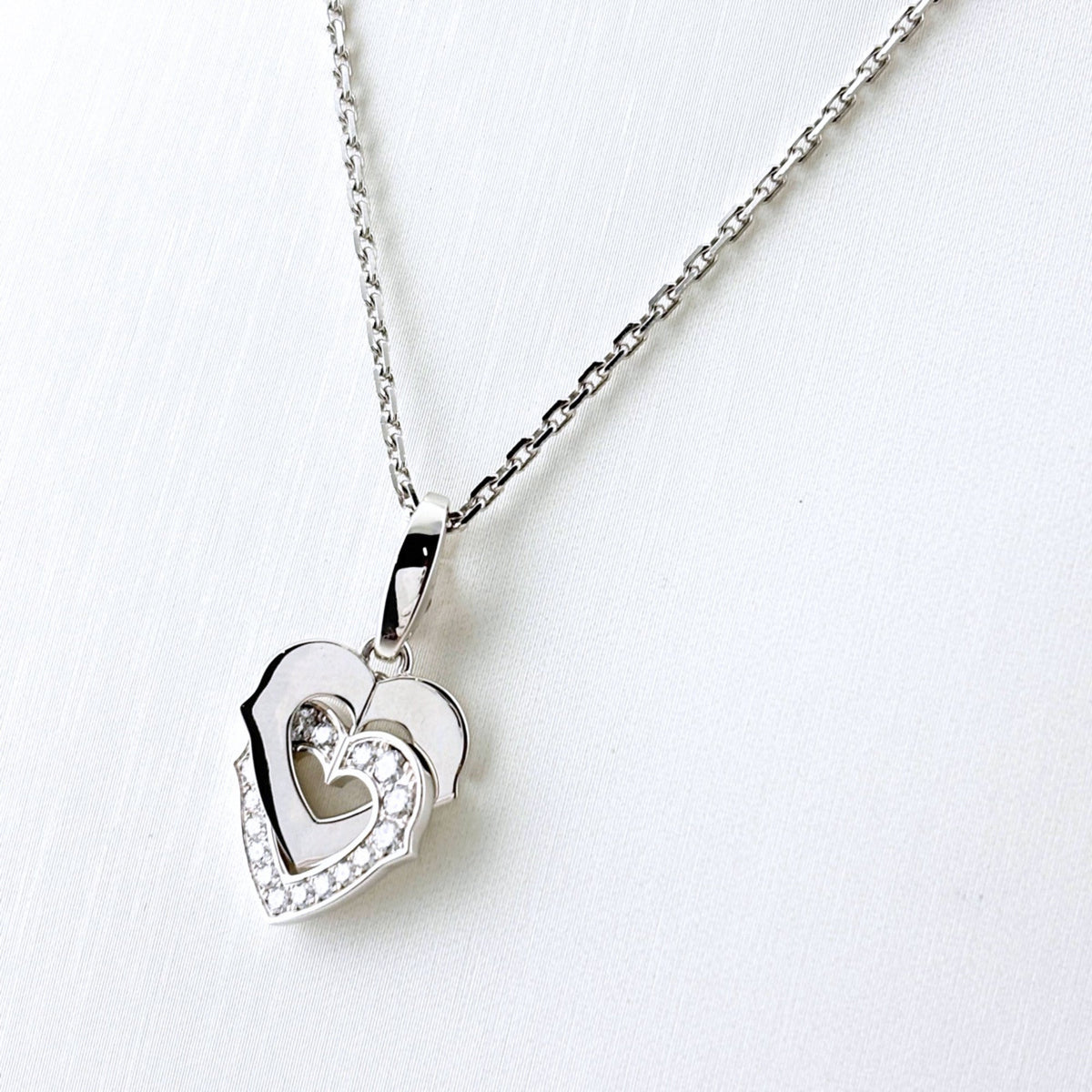 Cartier Pendant Necklace With Diamond