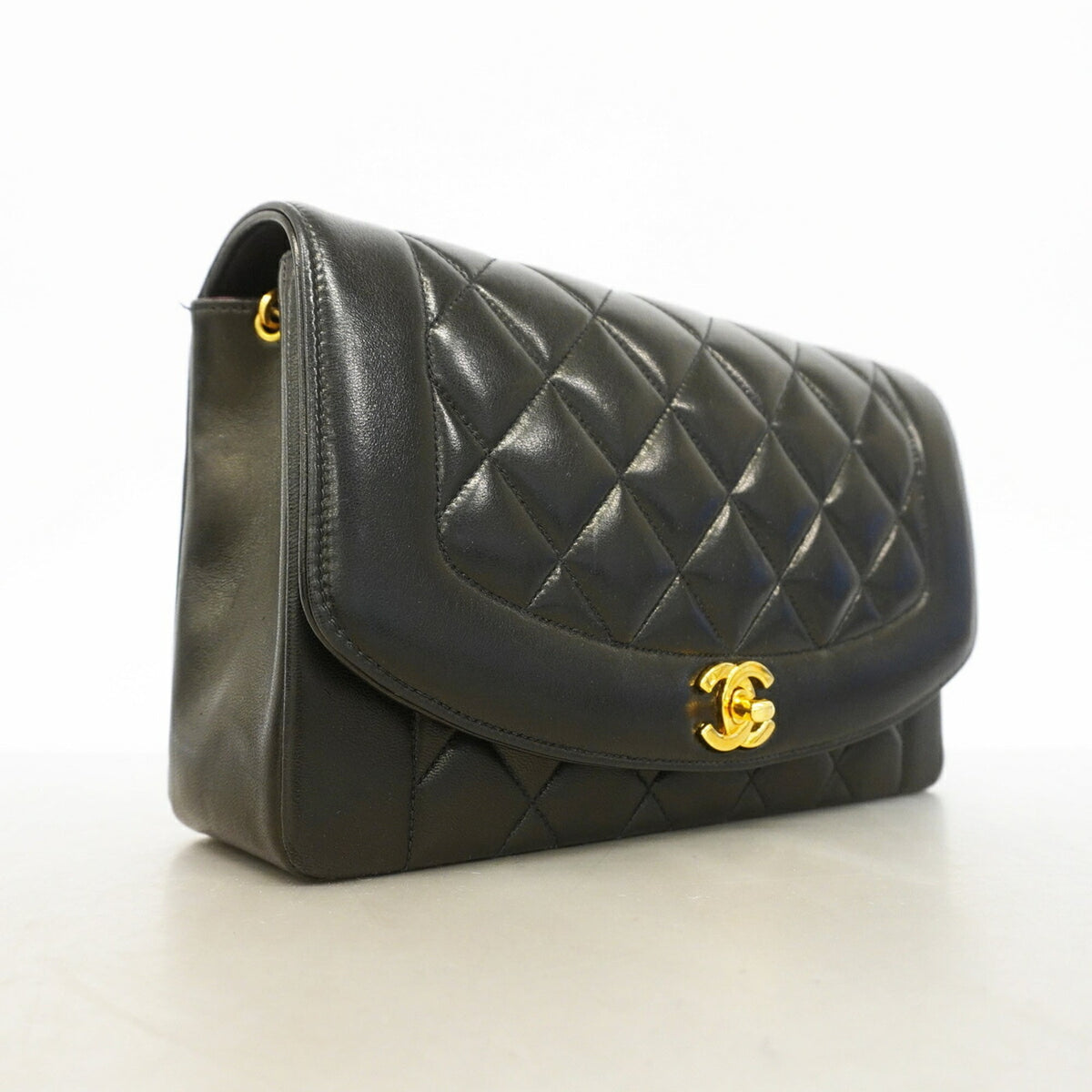 Vintage Diana Flap Bag Quilted Lambskin Medium