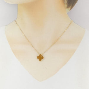 Van Cleef & Arpels Vintage Alhambra Pendant Necklace 18K Yellow Gold - view 5