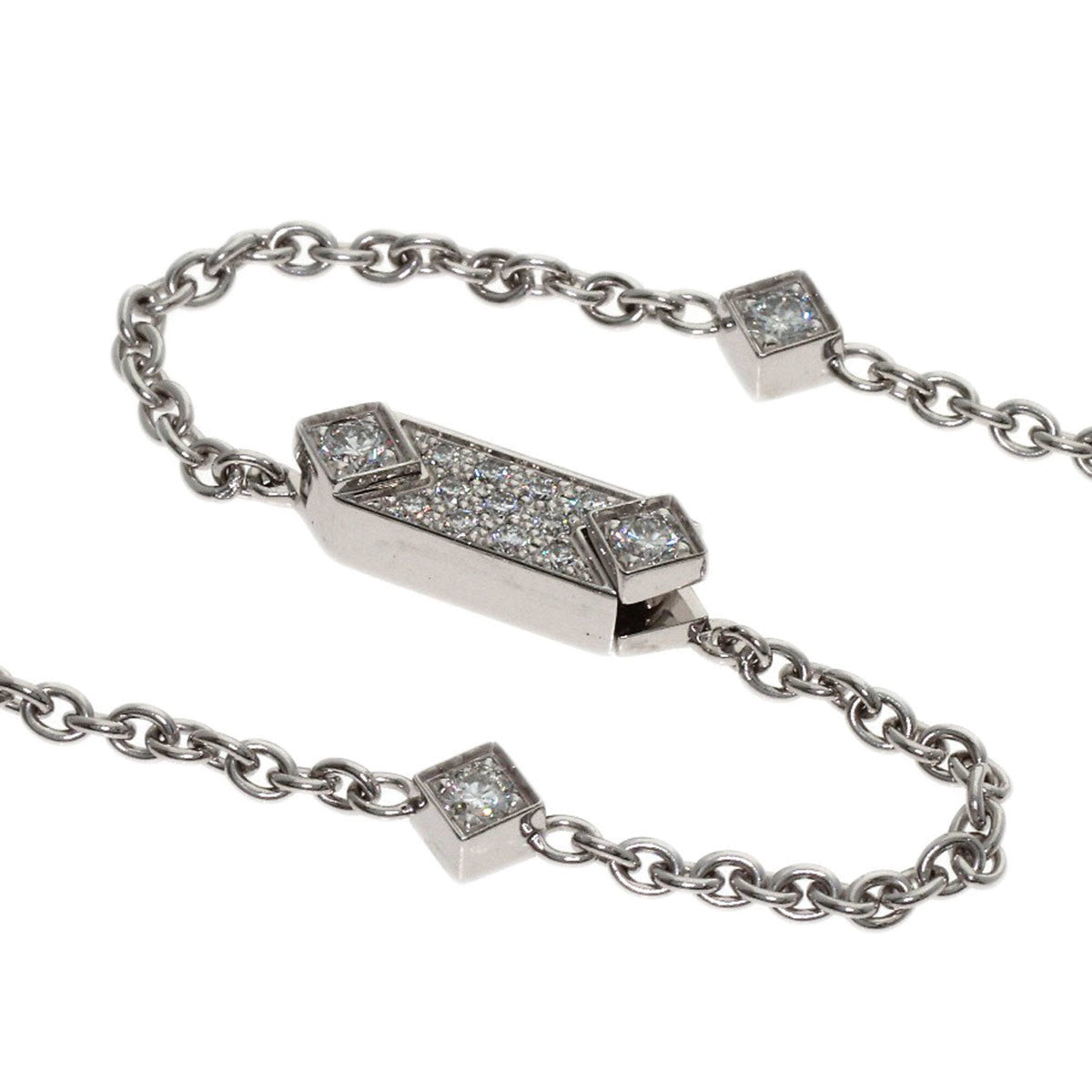 Louis Vuitton Dentelle Pendant Necklace 18K White Gold with Diamond – view 5
