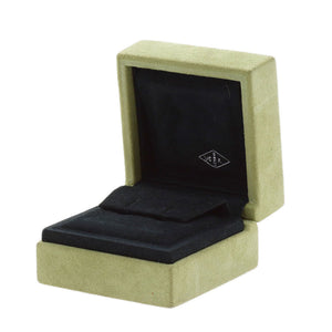 Van Cleef & Arpels Vintage Alhambra Earrings 18K Yellow Gold and Onyx 18K Yellow Gold - view 7