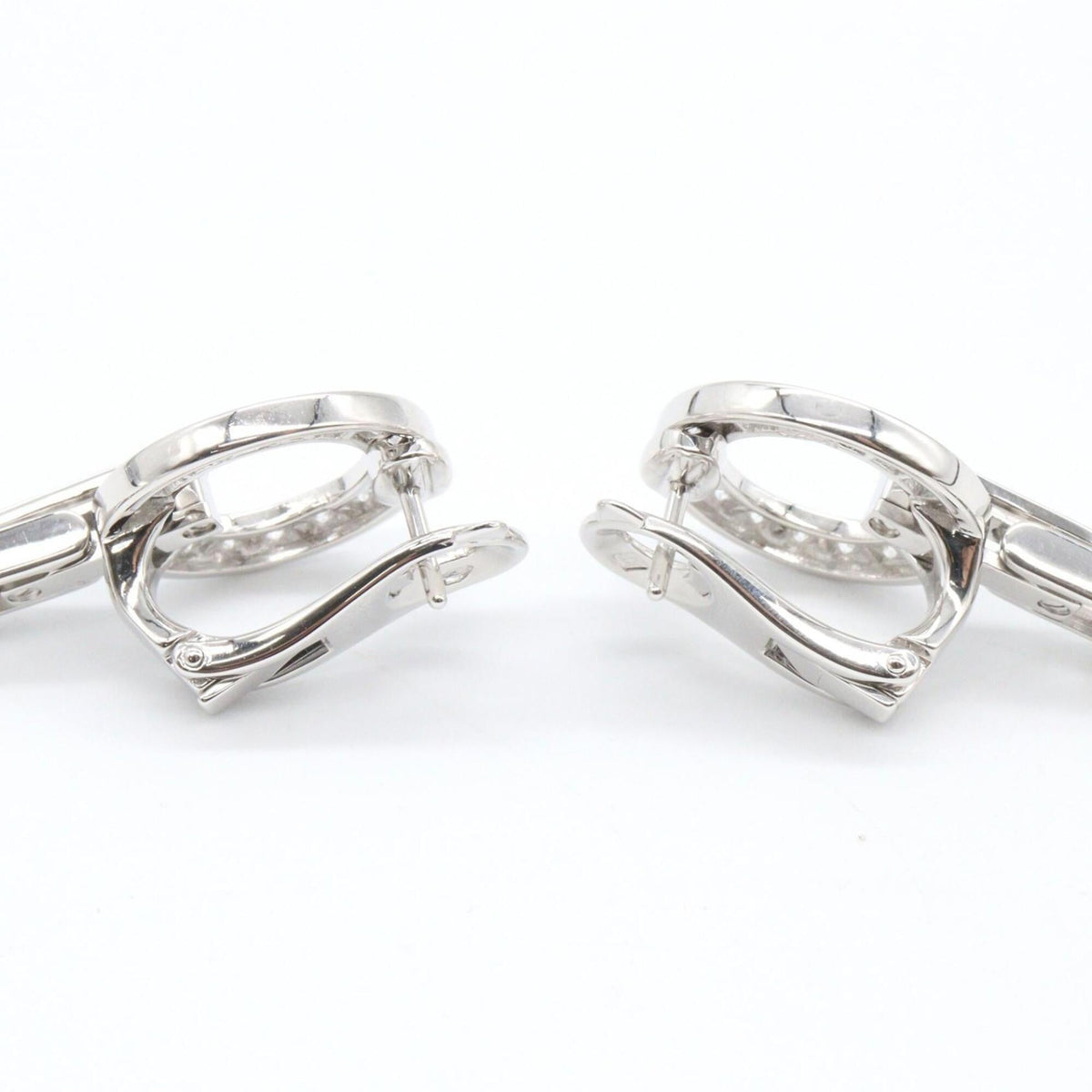 Cartier Earrings Pearl 18K White Gold – view 2