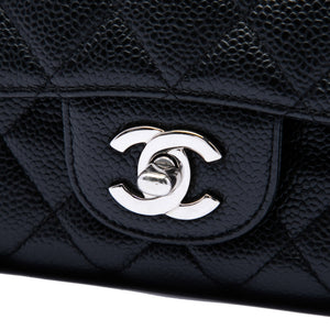 Chanel Classic Double Flap Bag Quilted Caviar Medium - view 5