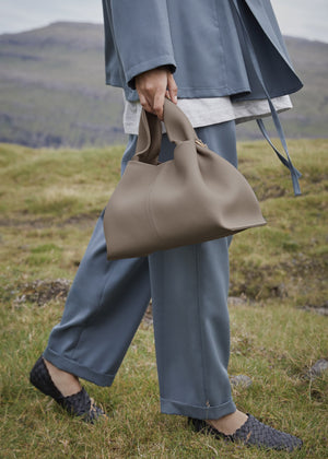 Polène Numéro Neuf - Textured Taupe - view 2