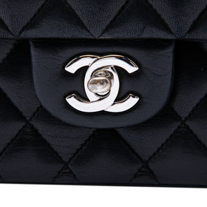 Chanel Classic Double Flap Bag Quilted Lambskin Medium - view 5